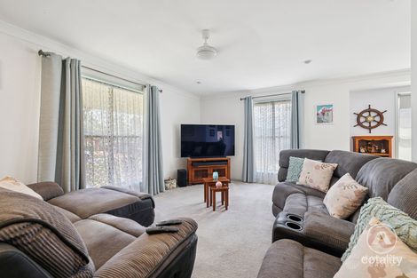 Property photo of 4 Lutea Close Regents Park QLD 4118