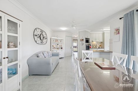 Property photo of 4 Lutea Close Regents Park QLD 4118