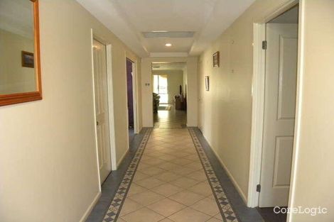 Property photo of 16 Riveroak Drive Mardi NSW 2259
