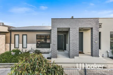 21 Fadden Mews, Officer, VIC 3809