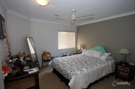 Property photo of 1/12 Pilar Court Molendinar QLD 4214
