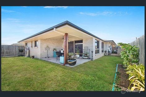 Property photo of 4/12 Second Avenue Beachmere QLD 4510