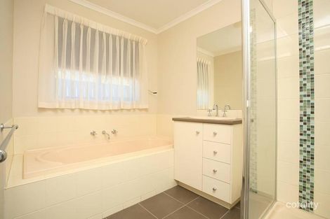 Property photo of 19 Scotney Crescent Derrimut VIC 3026