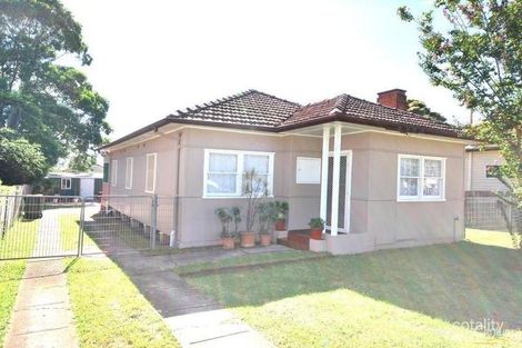 Property photo of 18 Hillcrest Avenue Villawood NSW 2163