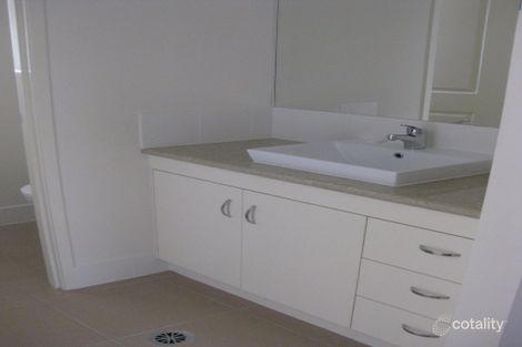 Property photo of 1/37 Haig Road Birkdale QLD 4159