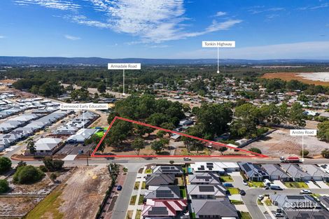 16 Anstey Rd, Forrestdale, WA 6112