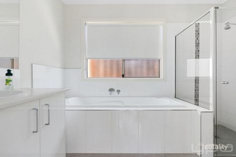Property photo of 2/115 Rees Road Weir Views VIC 3338