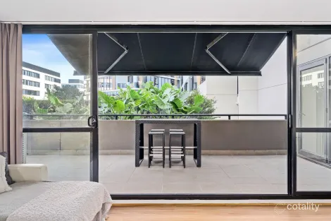 Property photo of 9/23 Howard Avenue Dee Why NSW 2099