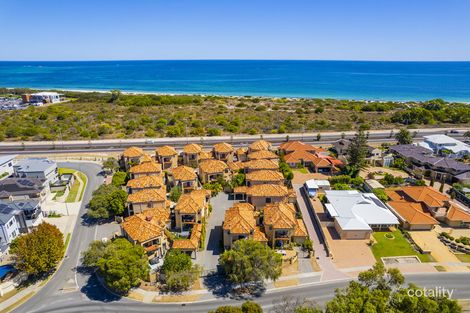 Property photo of 2/62 Broadbeach Boulevard Hillarys WA 6025