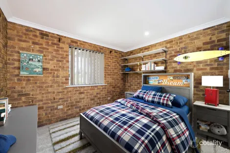 Property photo of 16 Ewing Crescent Dawesville WA 6211