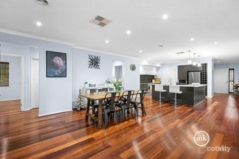 Property photo of 4 Tingara Crest Doreen VIC 3754