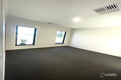 Property photo of 16 Mallacoota Drive Kialla VIC 3631