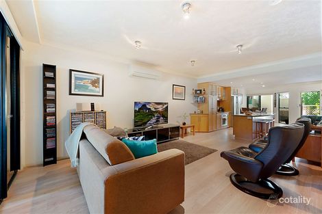 Property photo of 4/31-33 Railway Street Southport QLD 4215