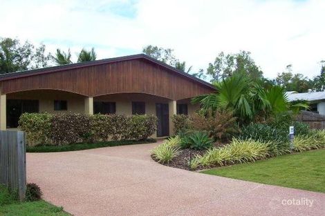 32 Baronia Cres, Holloways Beach, QLD 4878