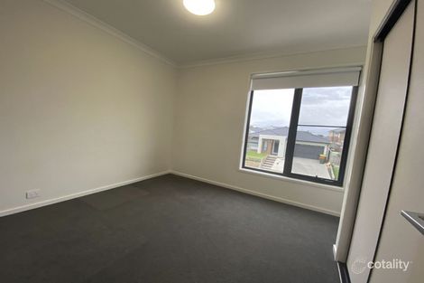 Property photo of 38 Dawley Circuit Werribee VIC 3030