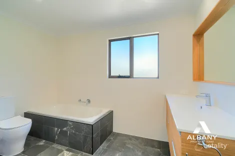 Property photo of 151 Hare Street Mount Clarence WA 6330