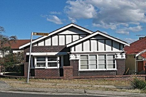 Wallis Pde, North Bondi, NSW 2026