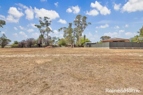 Bathurst St, Perthville, NSW 2795