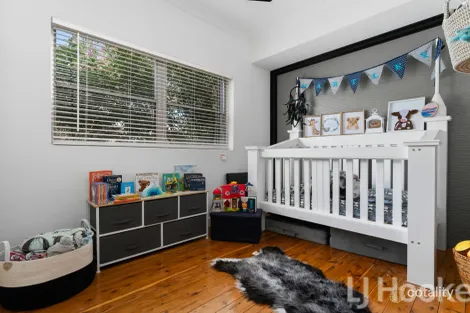 Property photo of 11 Edgell Street West Bathurst NSW 2795