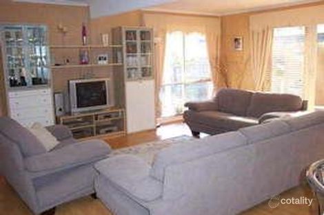 Property photo of 6 Insignia Crescent Berwick VIC 3806