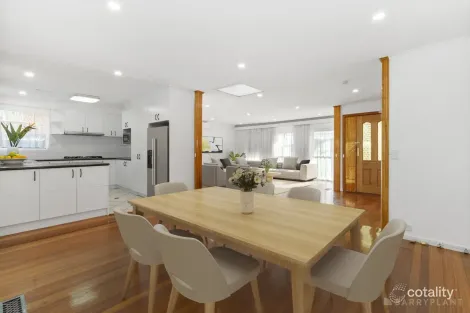 Property photo of 60 Illawarra Crescent Dandenong North VIC 3175