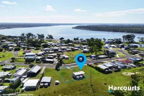 8 Green Ct, Buxton, QLD 4660