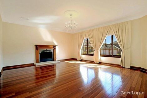 Property photo of 8 Highfield Place Beaumont Hills NSW 2155