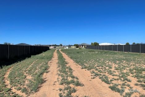 Property photo of 1 Garreffa Parade Euston NSW 2737