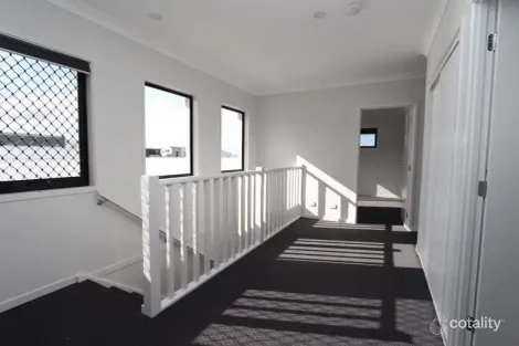 Property photo of 41 Anchorage Drive Birtinya QLD 4575