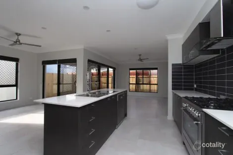 Property photo of 41 Anchorage Drive Birtinya QLD 4575