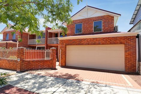 Property photo of 2/3 Grasslands Loop Kingsley WA 6026