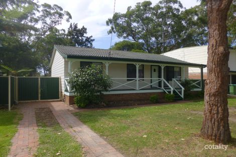 Property photo of 5 Penguin Road Blue Haven NSW 2262