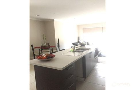 Property photo of 2/42 Buckingham Street Lara VIC 3212