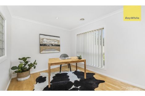 Property photo of 2B Orchid Square Sydenham VIC 3037