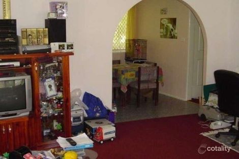 Property photo of 90 Station Road Loganlea QLD 4131