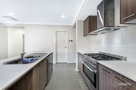 Property photo of 13 Pendulum Street Truganina VIC 3029