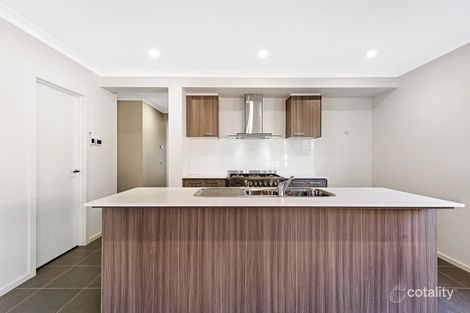 Property photo of 13 Pendulum Street Truganina VIC 3029
