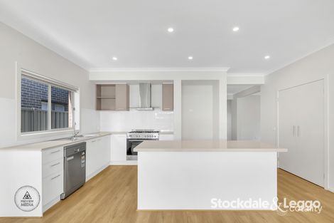 Property photo of 88 Atherstone Boulevard Strathtulloh VIC 3338