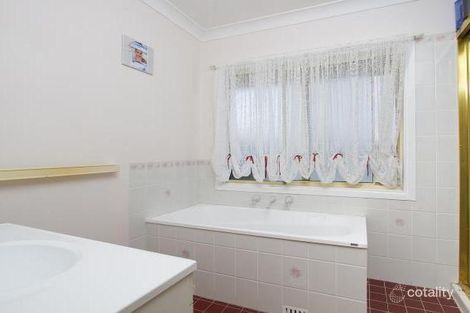 Property photo of 3/37 Reddall Parade Lake Illawarra NSW 2528
