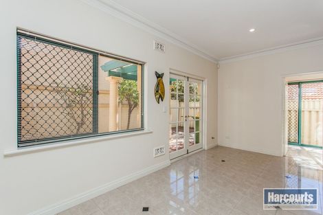 Property photo of 2D First Avenue Applecross WA 6153