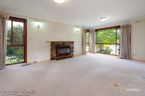 Property photo of 16 Yerrawa Drive Watsonia VIC 3087