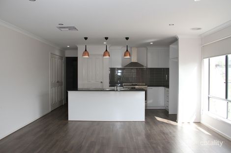 Property photo of 44 Aintree Close Clyde VIC 3978