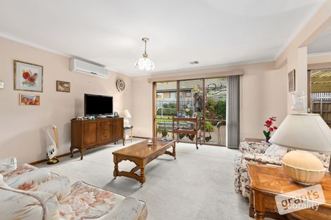 Property photo of 63 Collins Crescent Berwick VIC 3806
