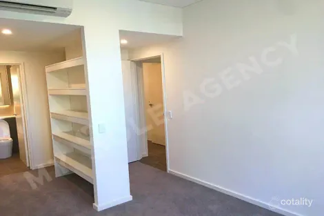 Property photo of 233/1B Burroway Road Wentworth Point NSW 2127