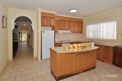 Property photo of 24 Cobblestone Green Caroline Springs VIC 3023