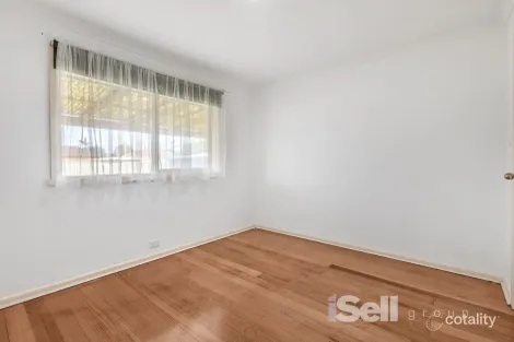 Property photo of 30 Heather Grove Springvale VIC 3171