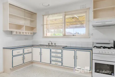 Property photo of 30 Heather Grove Springvale VIC 3171