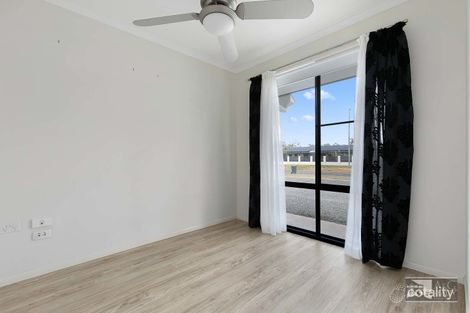 Property photo of 28 Lachlan Drive Oakhurst QLD 4650