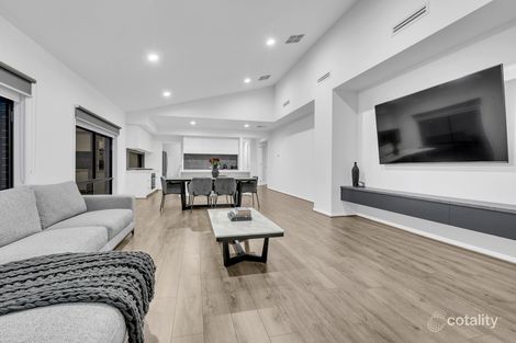 Property photo of 16 Directions Drive Greenvale VIC 3059