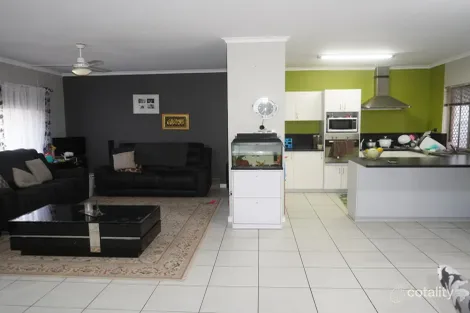 Property photo of 10 Ellery Drive Larapinta NT 0875